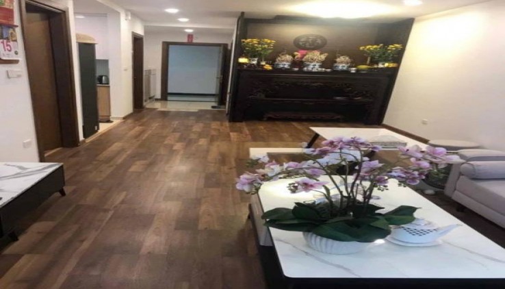 Bán căn hộ khu vực Cầu Giấy chỉ 5 tỷ 78m2, 2 ngủ